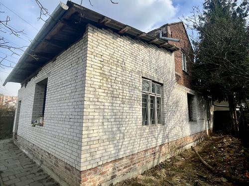 будинок за адресою Мостова вул.