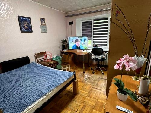 квартира за адресою Полякова вул., 13