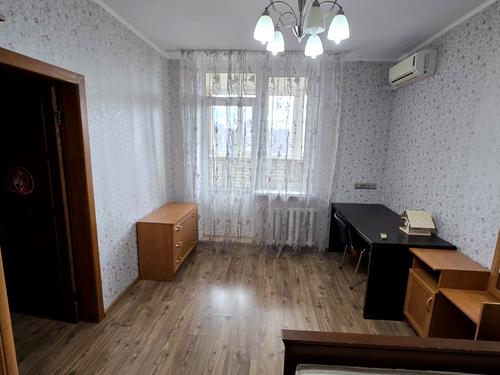 квартира за адресою Олени Пчілки вул., 2