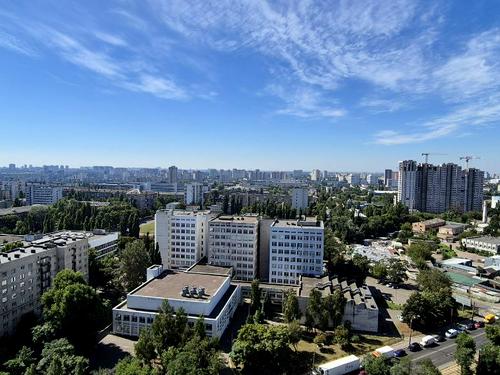 квартира за адресою Авіаконструктора Ігоря Сікорського вул. (Танкова), 1