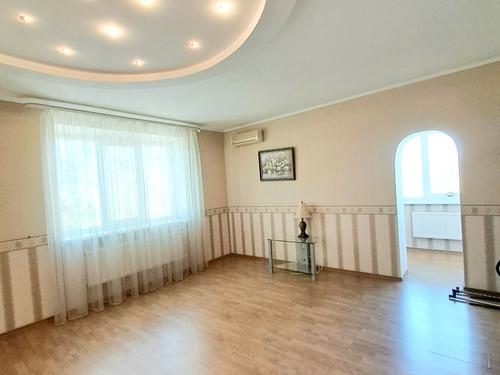 будинок за адресою вул.Грушевського