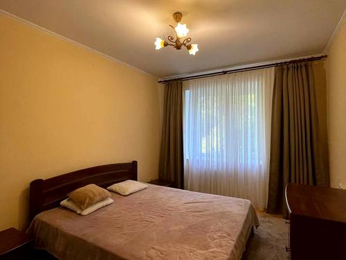 квартира за адресою Академіка Євгена Лазаренка вул., 48а