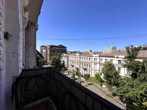 квартира за адресою Володимирська вул., 81А