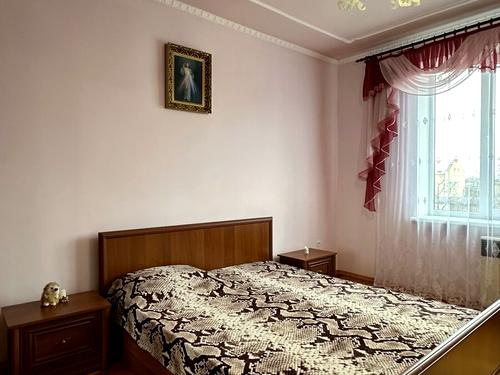 будинок за адресою Центральна, 5