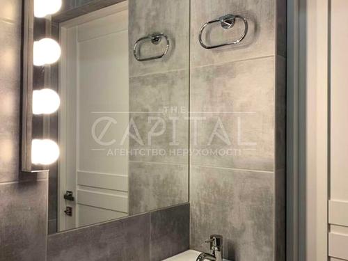 квартира за адресою Дегтярна вул., 7