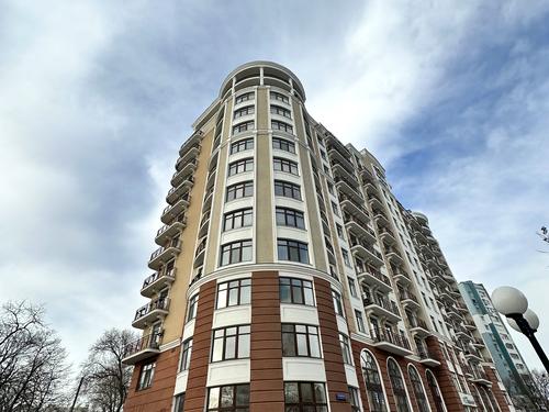 квартира по адресу Французский бульв., 2