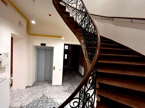 коммерческая по адресу Григоровича ул., 8