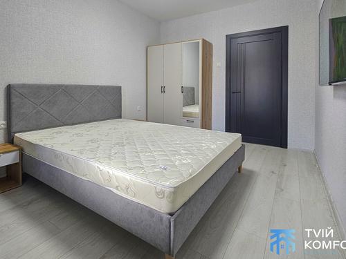 квартира за адресою Вишняківська вул., 8
