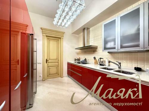 квартира за адресою Паторжинського вул., 14