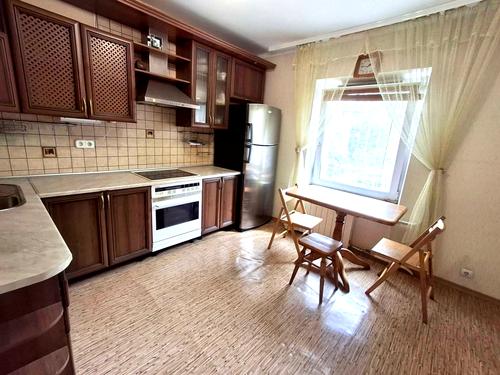 квартира за адресою Мілютенко, 17В