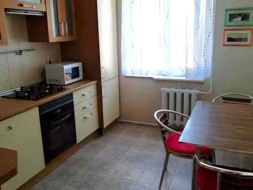 квартира за адресою Каштанова вул., 13