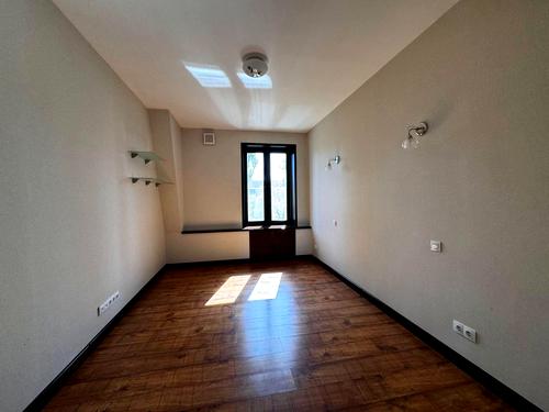 квартира за адресою Катерини Білокур вул., 6