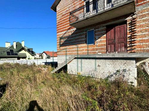 будинок за адресою Романа Шухевича вул., 9