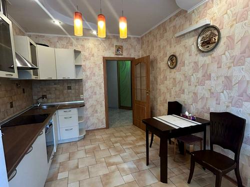 квартира за адресою Миколи Бажана просп., 10