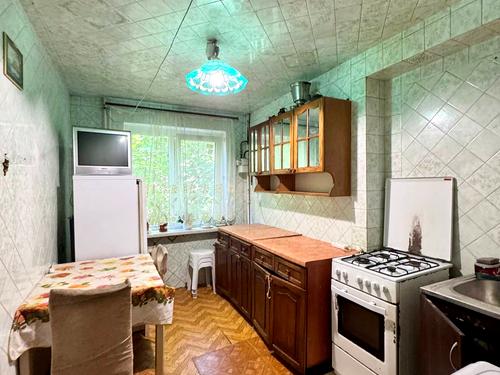 квартира за адресою Олексія Вадатурського вул. (Маршала Малиновського), 5