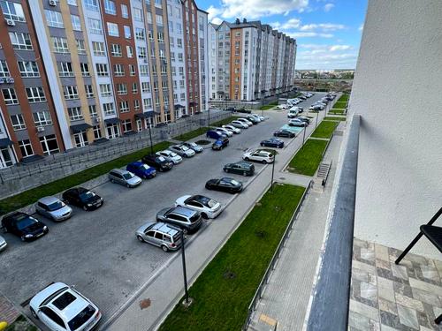 квартира по адресу Героїв Крут ул., 12