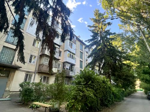 квартира за адресою Одеса, Героїв Крут вул. (Валентини Терешкової), 52