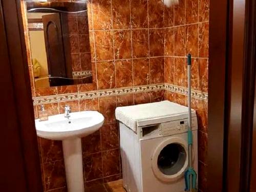 квартира по адресу Драгоманова ул., 12
