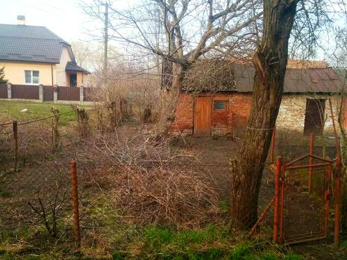 будинок за адресою Злуки пл.