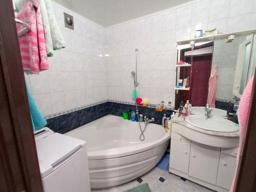 квартира за адресою Солідарна вул., 2