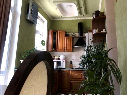квартира за адресою В'ячеслава Чорновола вул., 40