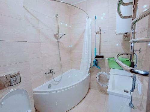 квартира за адресою Зарічна вул., 4