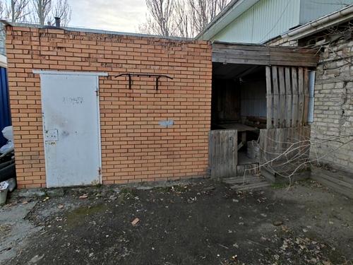 комерційна за адресою Павла Вірського вул. (Собінова), 6Б