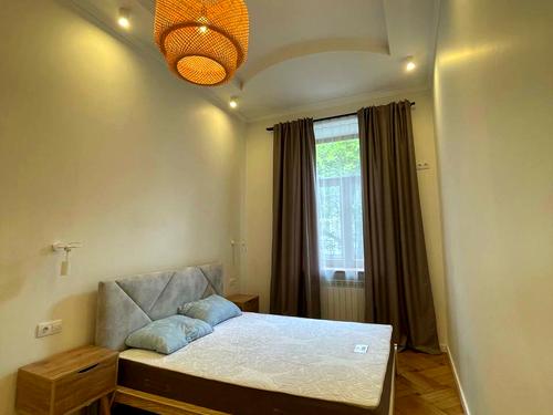 квартира за адресою Пекарська вул., 24