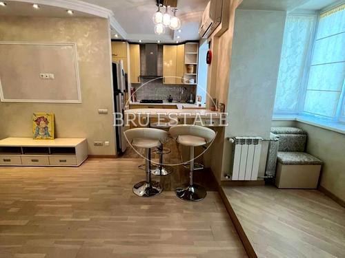 квартира по адресу Тополёвая ул., 5
