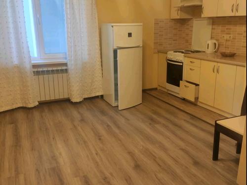квартира за адресою Євгена Чикаленка вул., 59