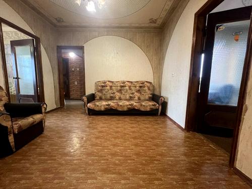квартира за адресою Ревуцького вул., 18