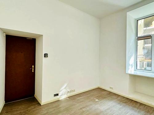 коммерческая по адресу Круглоуниверситетская ул., 7