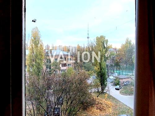 квартира за адресою Бакинська вул., 37