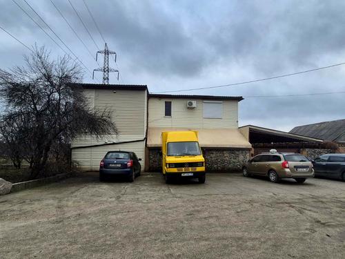 коммерческая по адресу Типографическая ул., 40
