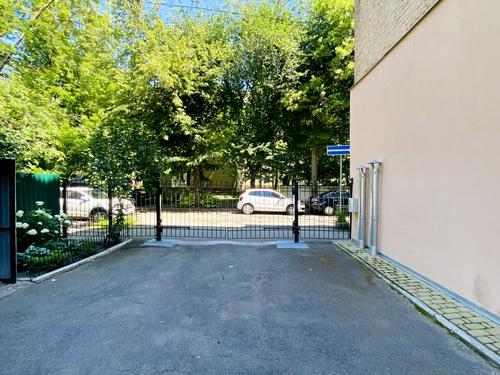 комерційна за адресою Левандовська вул. (Аніщенка), 8/15-А