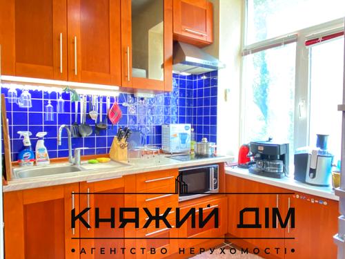 квартира за адресою Євгена Коновальця вул. (Щорса), 23