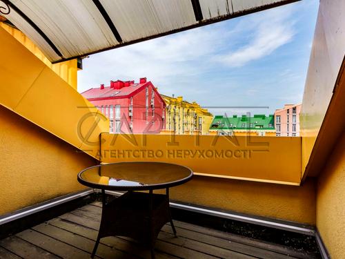 квартира за адресою Регенераторна вул., 4
