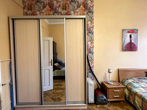 квартира за адресою Політехнічна, 1