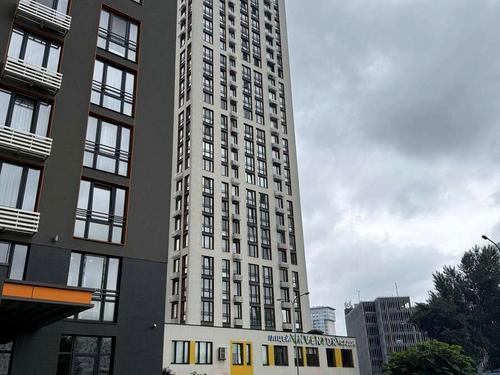 квартира за адресою Дніпровська набережна вул., 20-А