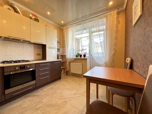 квартира за адресою Академіка Амосова вул., 22
