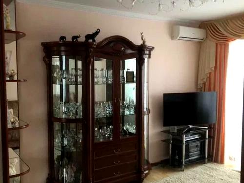 квартира по адресу Червоной Калины просп. (Владимира Маяковского), 12