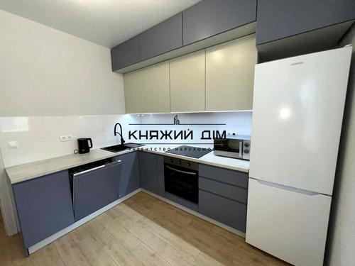 квартира по адресу Ревуцкого ул., 40-В