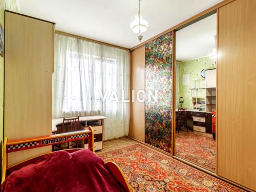 квартира за адресою Анни Ахматової вул., 16-В