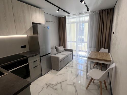 квартира за адресою Залізнична вул., 7