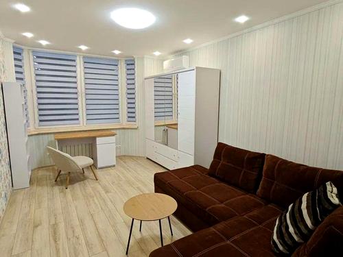 квартира по адресу Киев, Драгоманова, 4А