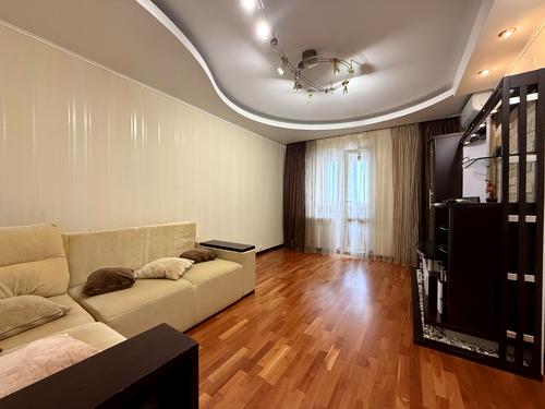 квартира по адресу Драгоманова ул., 8