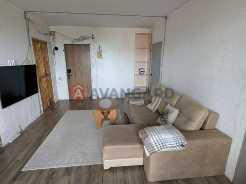 квартира за адресою Металургів просп., 76а