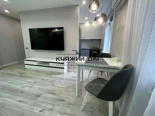 квартира за адресою Коломийський пров., 7