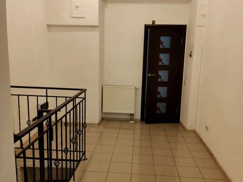 комерційна за адресою Шпитальна вул., 26