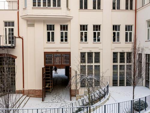 коммерческая по адресу Витовского ул. (Дзержинского), 57